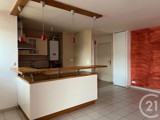 Appartement F3 à louer - 3 pièces - 65.12 m2 - LE MALESHERBOIS - 45 - CENTRE - Century 21 Agence De Malesherbes