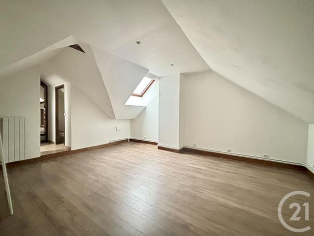 Afficher la photo en grand maison à vendre - 8 pièces - 250.0 m2 - BUTHIERS - 77 - ILE-DE-FRANCE - Century 21 Agence De Malesherbes