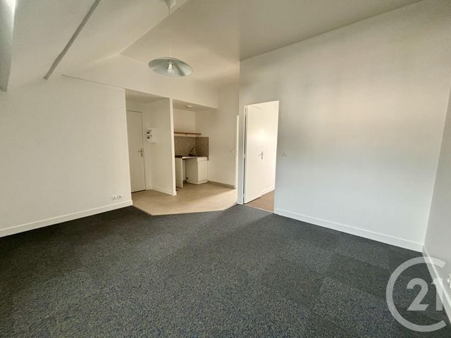 Afficher la photo en grand immeuble à vendre - 258.0 m2 - LE MALESHERBOIS - 45 - CENTRE - Century 21 Agence De Malesherbes