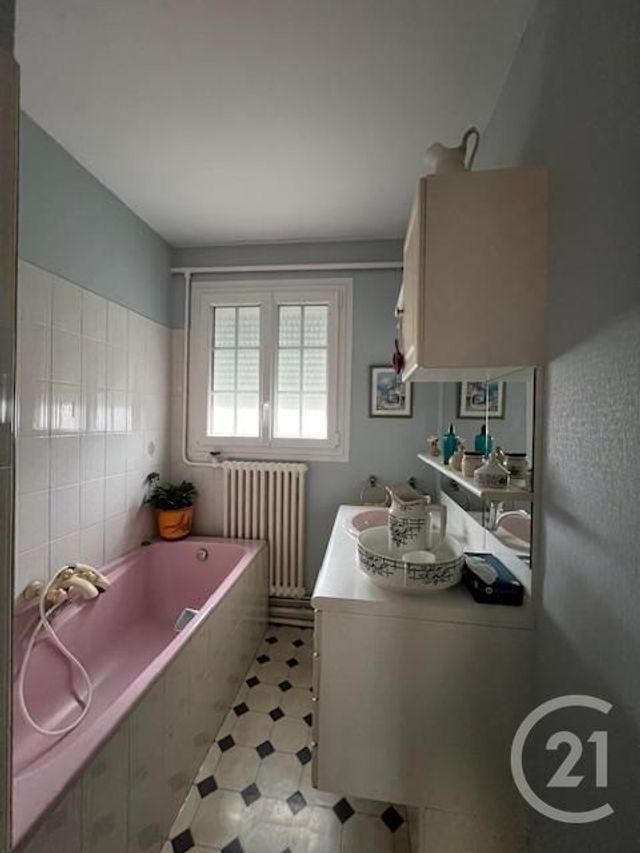 maison à vendre - 5 pièces - 75.45 m2 - SERMAISES - 45 - CENTRE - Century 21 Agence De Malesherbes