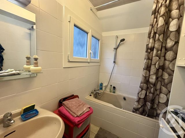 maison à vendre - 6 pièces - 90.0 m2 - LA NEUVILLE SUR ESSONNE - 45 - CENTRE - Century 21 Agence De Malesherbes