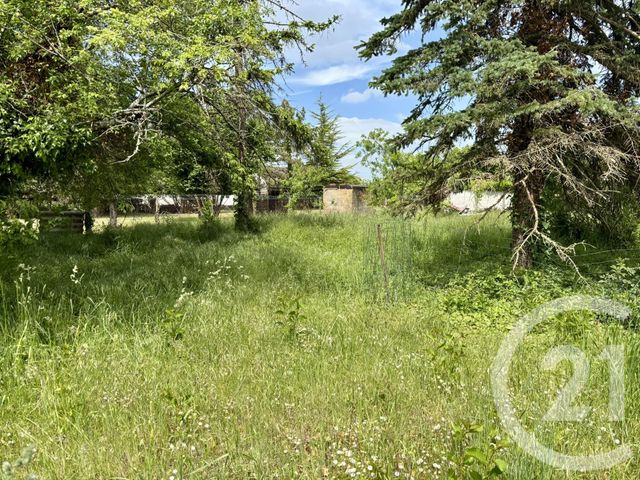 terrain à vendre - 777.0 m2 - BRIARRES SUR ESSONNE - 45 - CENTRE - Century 21 Agence De Malesherbes