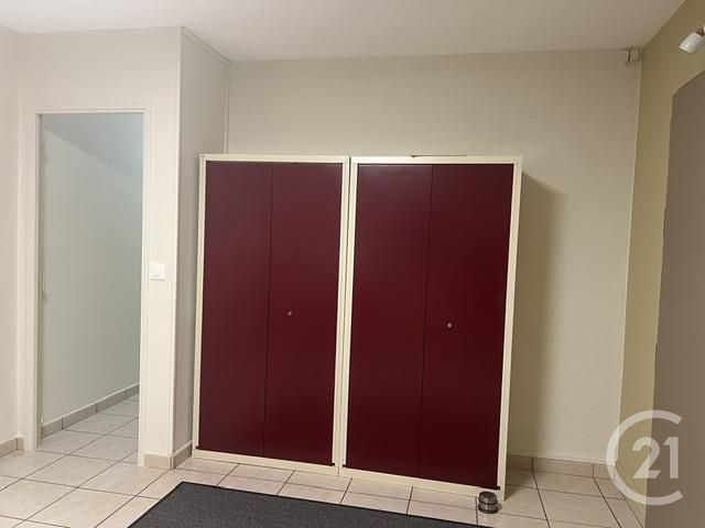 Appartement F4 à vendre - 4 pièces - 91.8 m2 - LE MALESHERBOIS - 45 - CENTRE - Century 21 Agence De Malesherbes