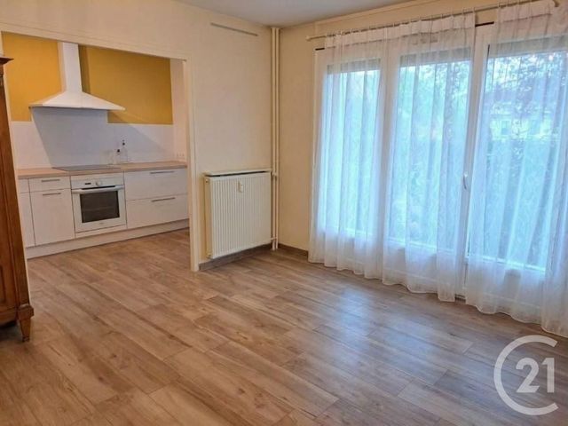 Appartement F4 à vendre - 4 pièces - 91.8 m2 - LE MALESHERBOIS - 45 - CENTRE - Century 21 Agence De Malesherbes
