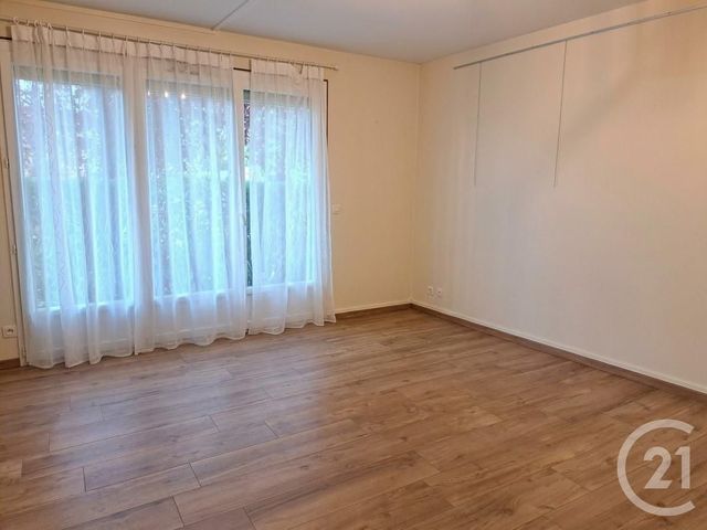 Appartement F4 à vendre - 4 pièces - 91.8 m2 - LE MALESHERBOIS - 45 - CENTRE - Century 21 Agence De Malesherbes