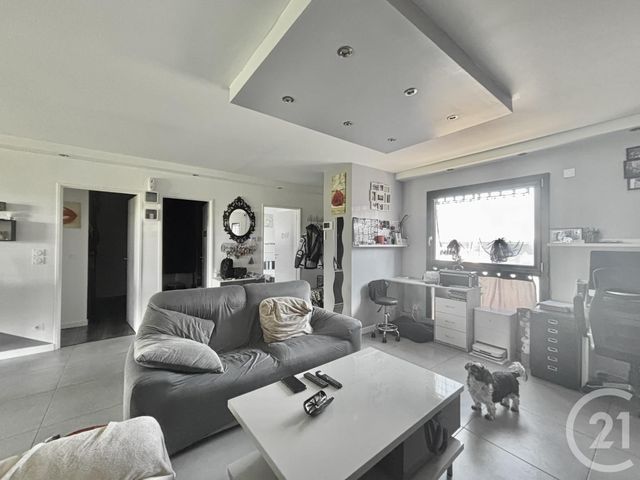 maison à vendre - 5 pièces - 101.02 m2 - BRIARRES SUR ESSONNE - 45 - CENTRE - Century 21 Agence De Malesherbes