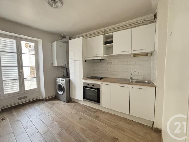 Appartement F3 à louer - 3 pièces - 71.95 m2 - LE MALESHERBOIS - 45 - CENTRE - Century 21 Agence De Malesherbes