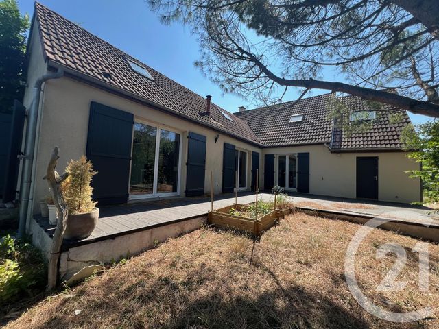 maison à vendre - 10 pièces - 154.3 m2 - LA CHAPELLE LA REINE - 77 - ILE-DE-FRANCE - Century 21 Agence De Malesherbes