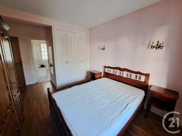 maison à vendre - 8 pièces - 180.0 m2 - LA CHAPELLE LA REINE - 77 - ILE-DE-FRANCE - Century 21 Agence De Malesherbes