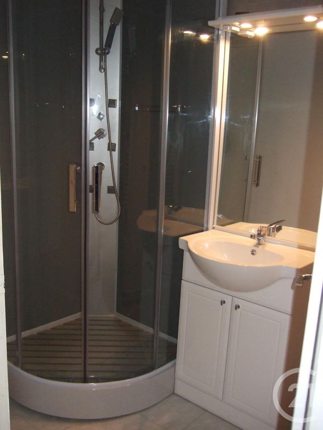 Appartement F2 à vendre - 2 pièces - 43.45 m2 - LE MALESHERBOIS - 45 - CENTRE - Century 21 Agence De Malesherbes