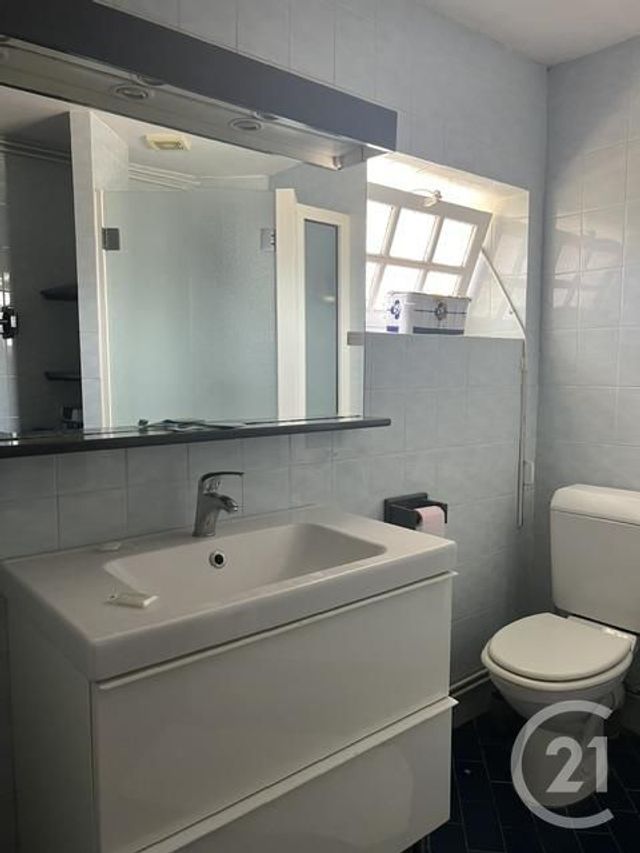 maison à vendre - 6 pièces - 150.0 m2 - LA NEUVILLE SUR ESSONNE - 45 - CENTRE - Century 21 Agence De Malesherbes