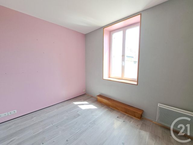 maison à louer - 5 pièces - 78.37 m2 - LE MALESHERBOIS - 45 - CENTRE - Century 21 Agence De Malesherbes