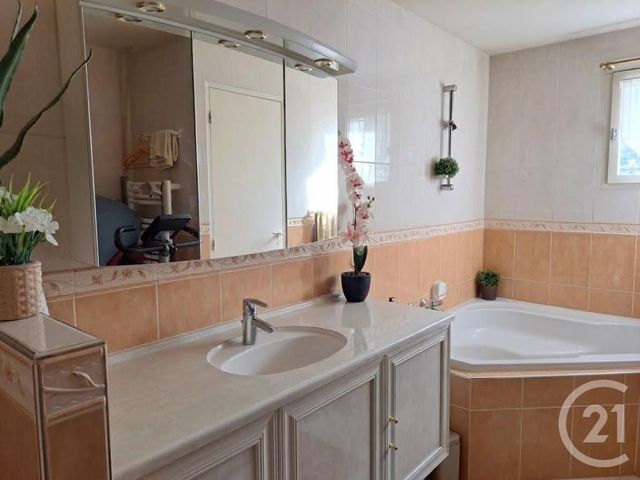 maison à vendre - 3 pièces - 64.35 m2 - LA NEUVILLE SUR ESSONNE - 45 - CENTRE - Century 21 Agence De Malesherbes