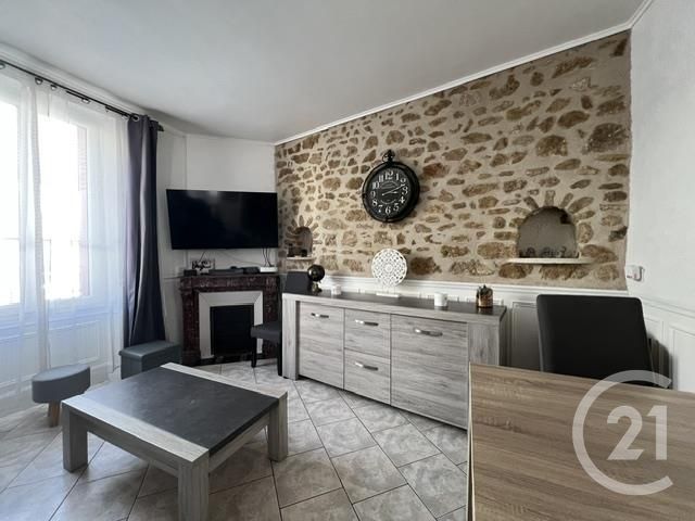 maison à vendre - 5 pièces - 108.6 m2 - BRIARRES SUR ESSONNE - 45 - CENTRE - Century 21 Agence De Malesherbes